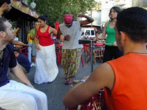 EL TANGO DE LA PRIMAVERA: HOW BUENOS AIRES GETS A SPRING IN ITS STEP
