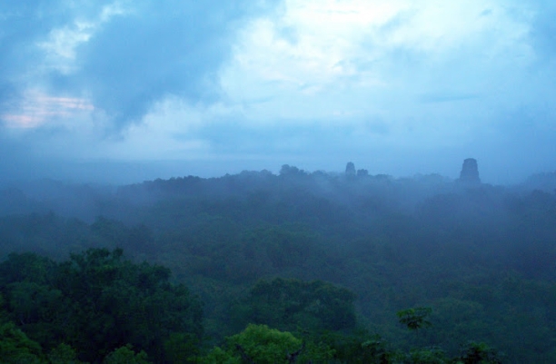 18-Tikal sunrise 1